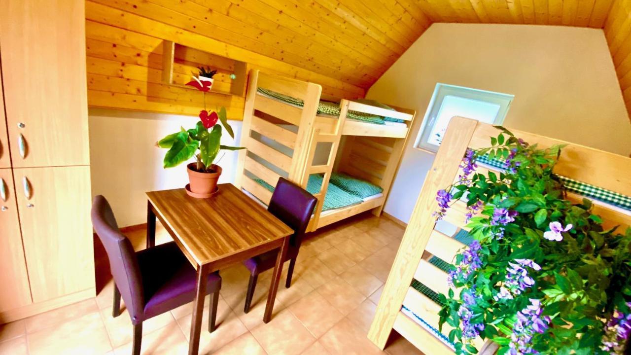 Rekreacni Areal Zbraslavice Hotel ภายนอก รูปภาพ